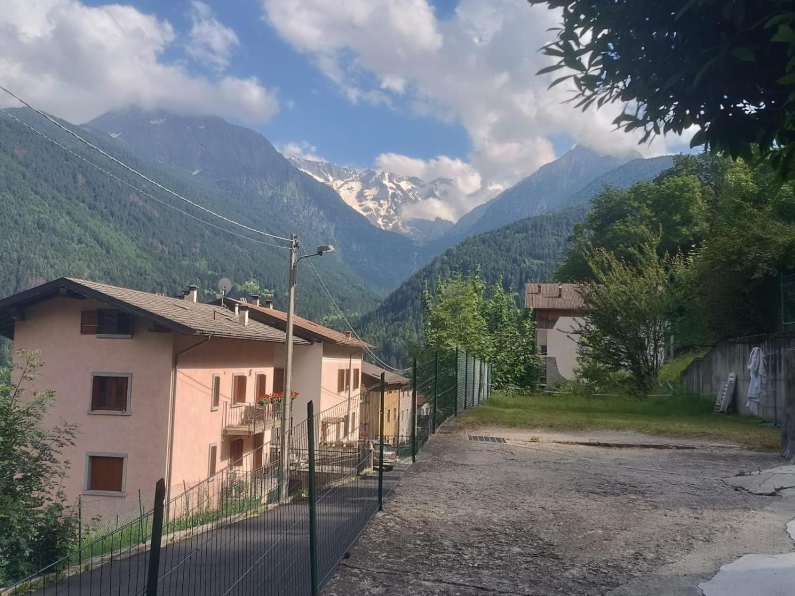 B&B La Presef Vezza dʼOglio Exterior foto